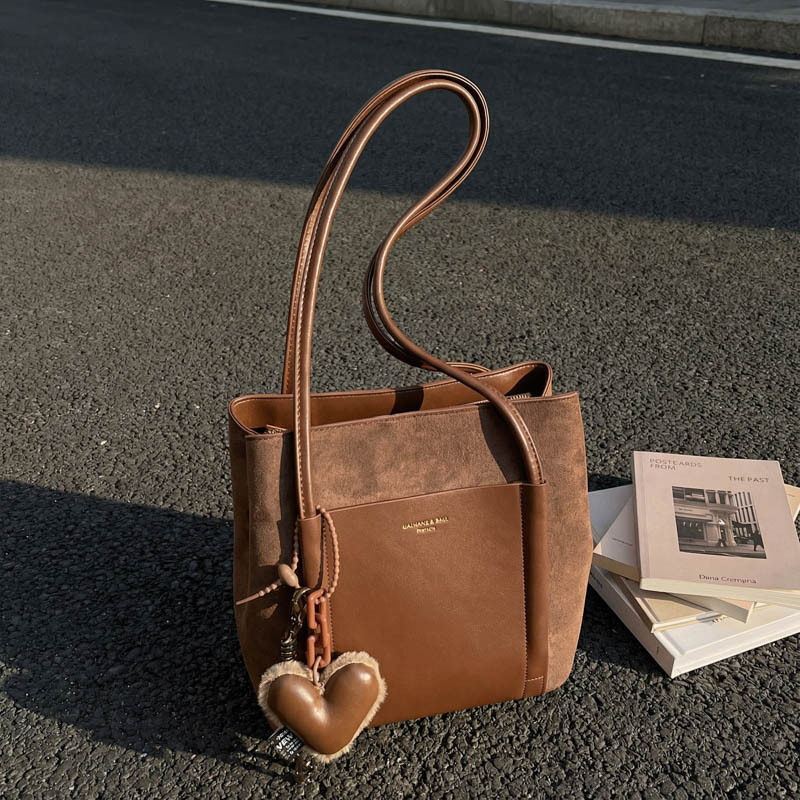 麂皮绒包包女式2026新款高级质感复古通勤托特包大容量休闲单水桶,箱包皮具/热销女包/男包,单肩包,淘宝优惠券,粉丝福利购,淘宝优惠卷