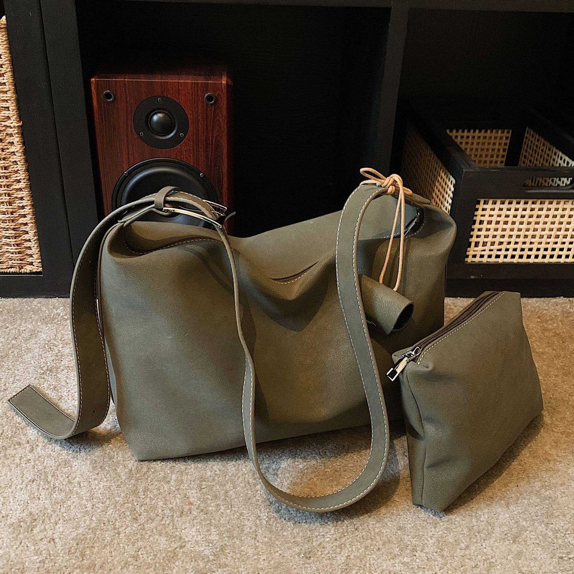 复古磨砂高级感洋气斜挎包包女2026新款韩版百搭简约宽肩带单肩包,箱包皮具/热销女包/男包,单肩包,淘宝优惠券,粉丝福利购,淘宝优惠卷