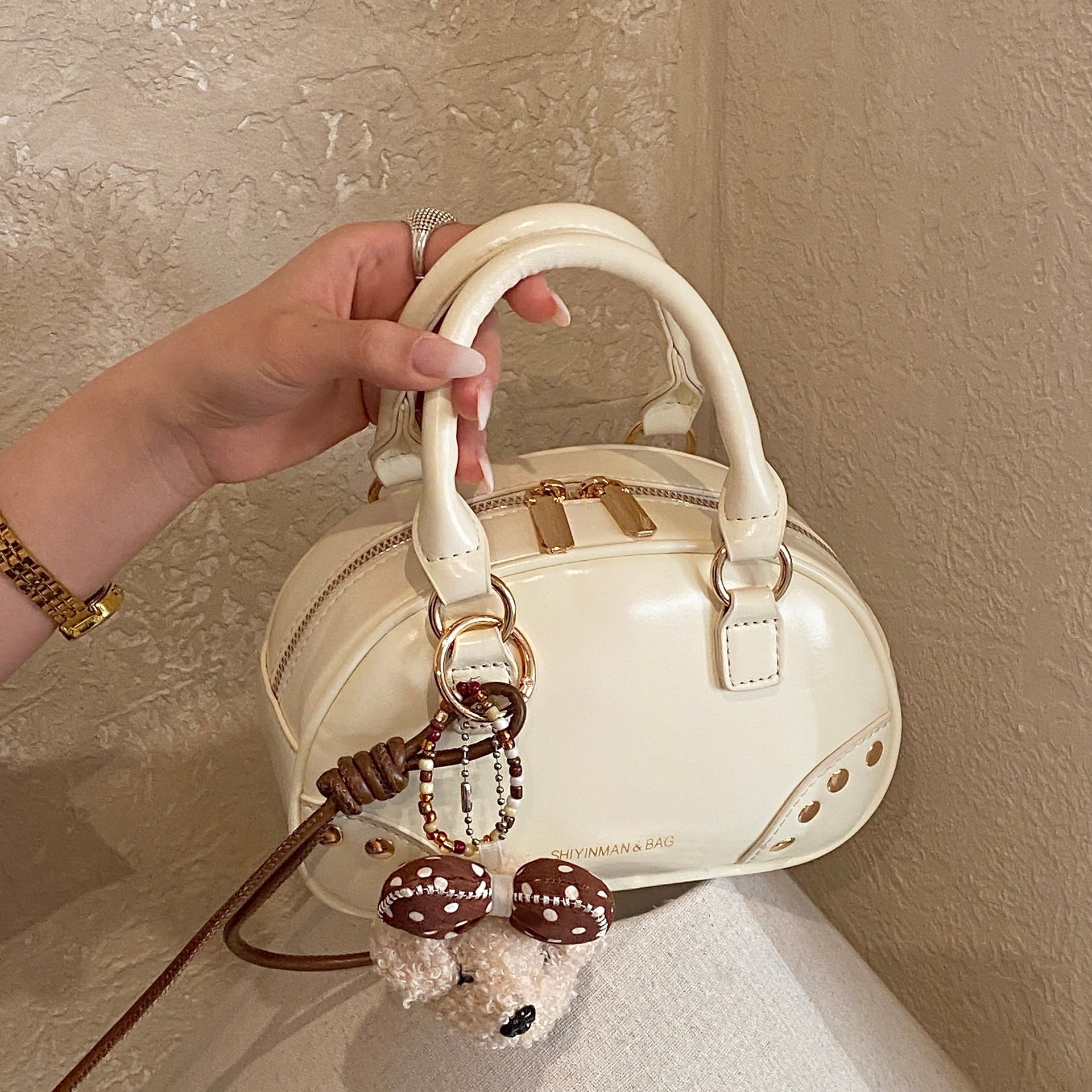 小众设计油蜡皮手提保龄球包女2026新款时尚斜挎包复古百搭小方包,箱包皮具/热销女包/男包,单肩包,淘宝优惠券,粉丝福利购,淘宝优惠卷