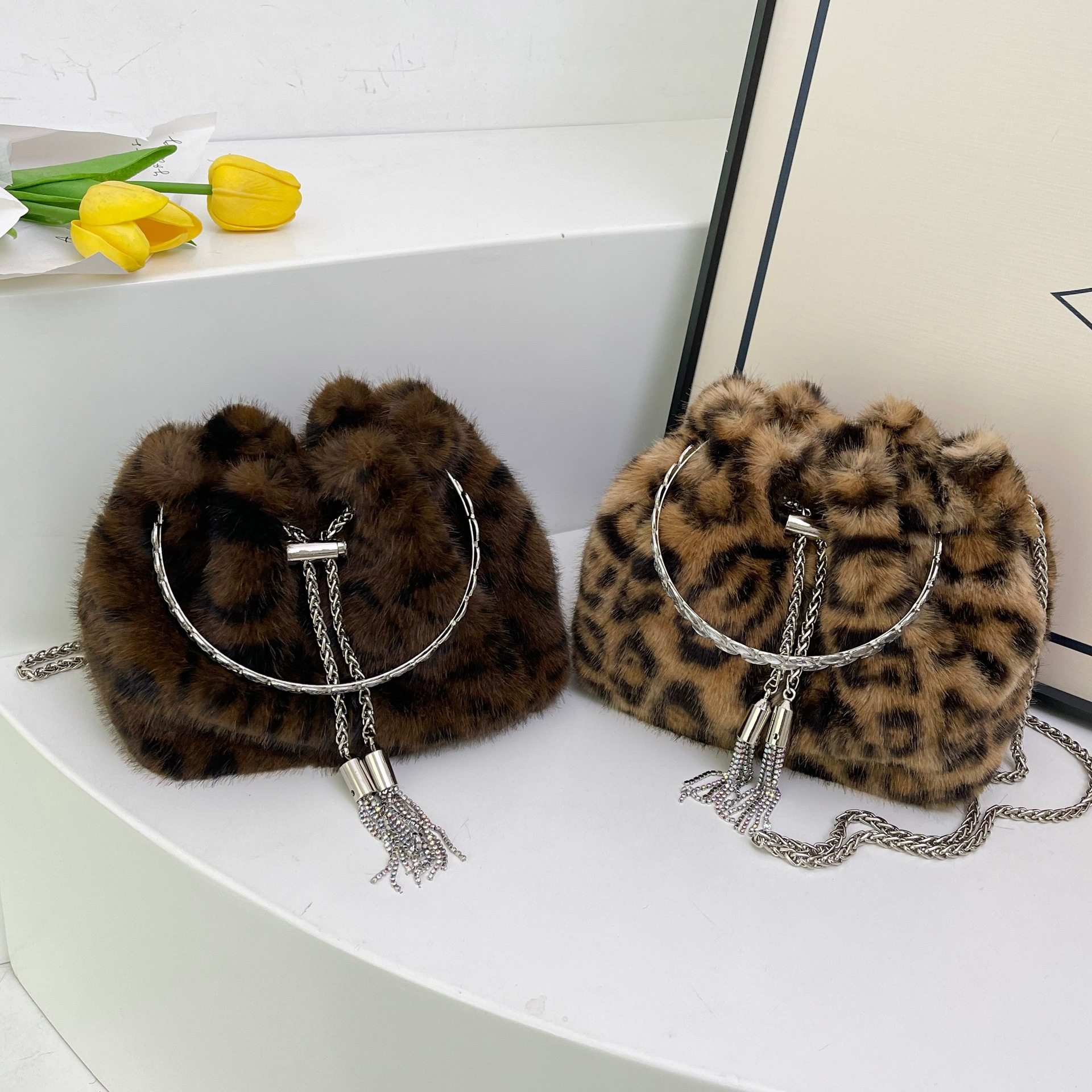 秋冬百搭毛绒手拎包女2025新款复古豹纹时尚链条单肩斜挎包水桶包,箱包皮具/热销女包/男包,腋下包,淘宝优惠券,粉丝福利购,淘宝优惠卷