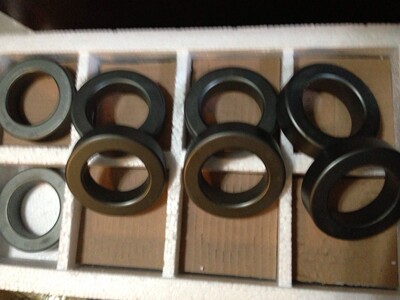 80X52X20铁氧体磁环 外82* 内空52* 高20mm  抗干扰磁环 功率磁环