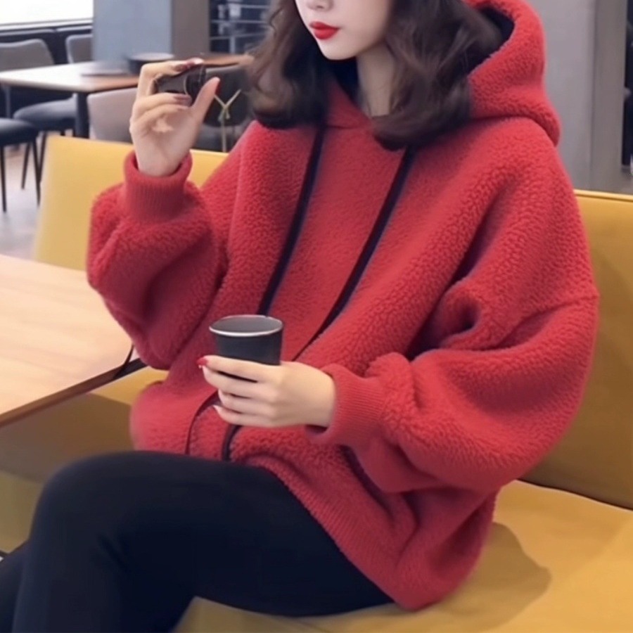 红色连帽羊羔毛卫衣女2024新款爆款冬季新年圣诞氛围感毛茸茸上衣