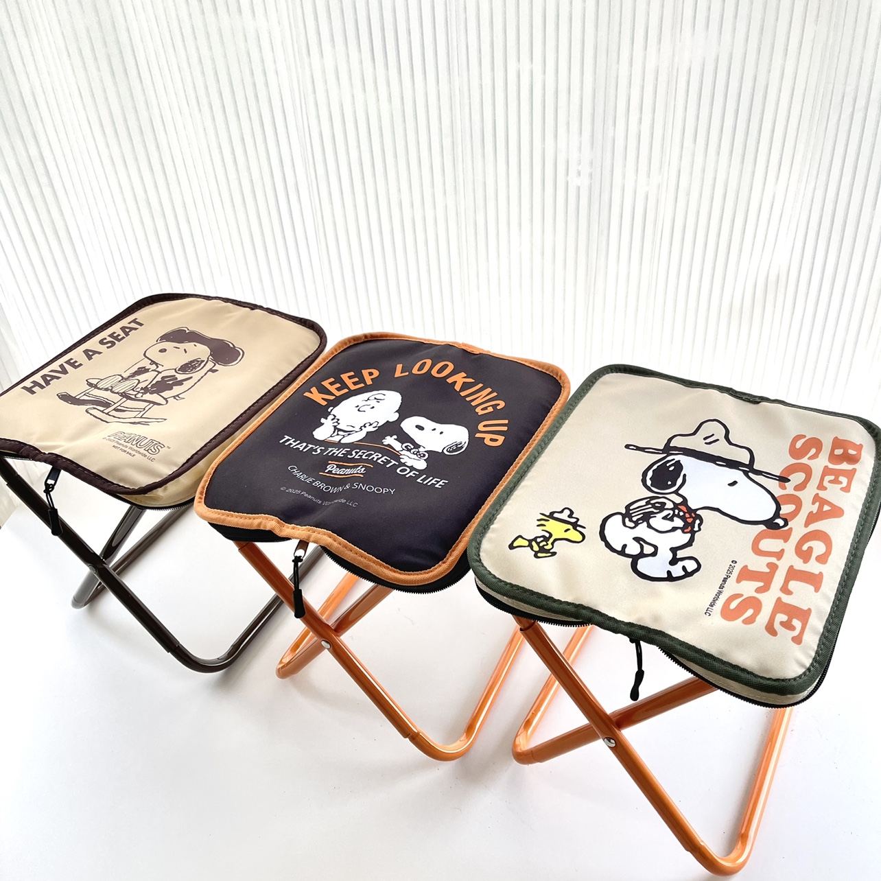 日系史努比折叠凳子便携笔袋小马扎旅游随地坐神器迷你户外露营椅
