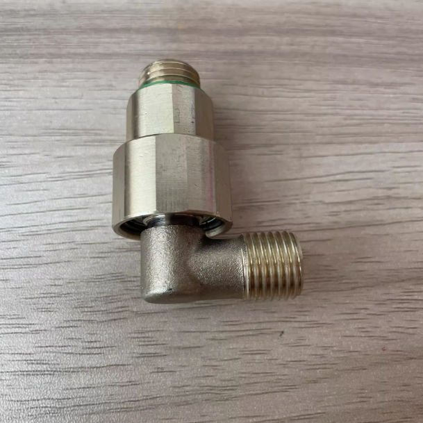 供应14*1.5加厚型双轴承弯活接