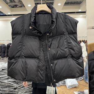 悠奈尔白鸭绒坎肩纯色立领压褶设计时尚百搭马甲短款宽松248F-39