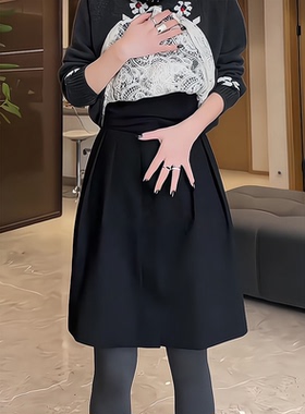 黑色西装花苞裙短裙女秋季2025新款小众压褶显瘦遮肉减龄半身裙子