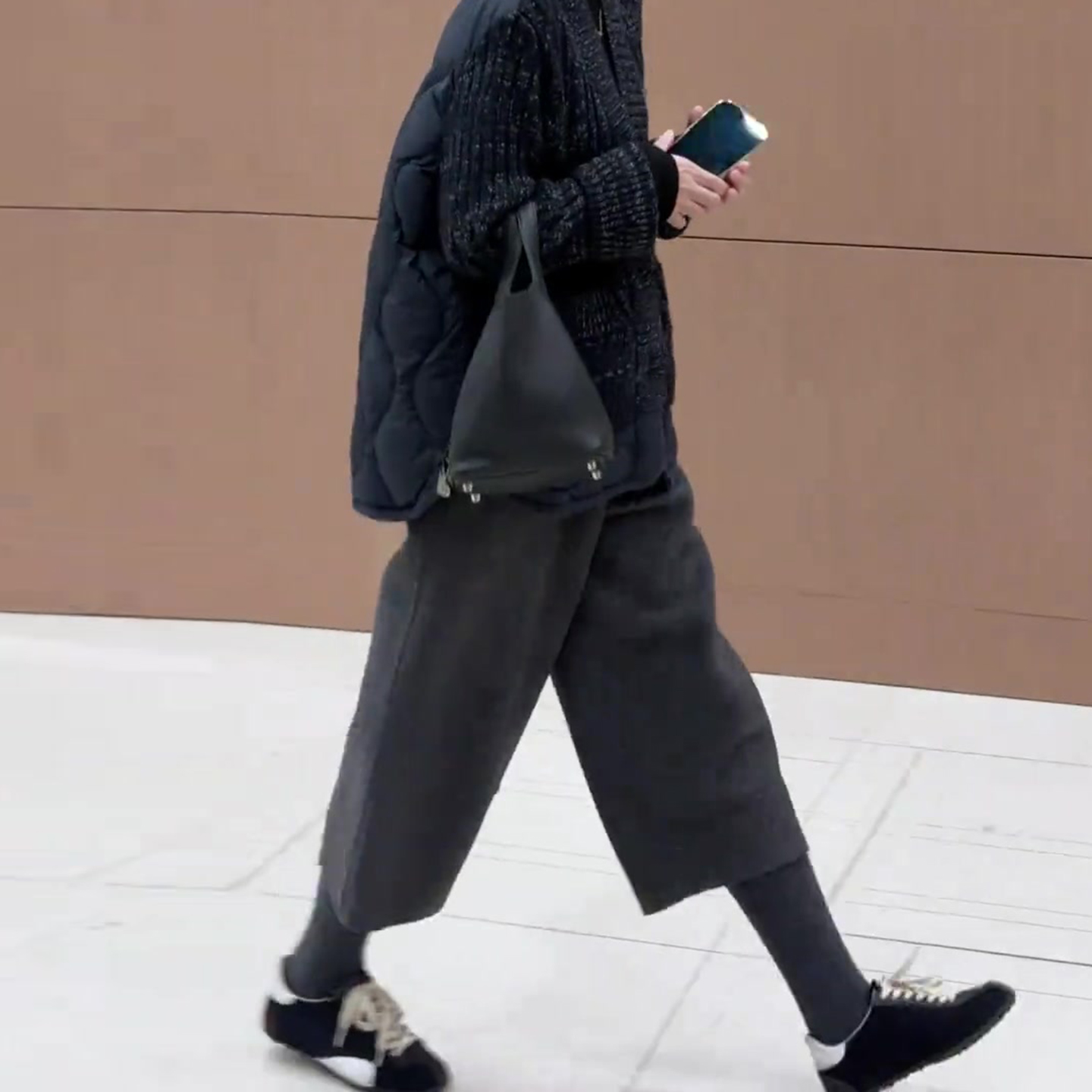 灰色毛呢八分休闲裤女秋冬新款高腰显瘦时尚气质百搭通勤阔腿裤子