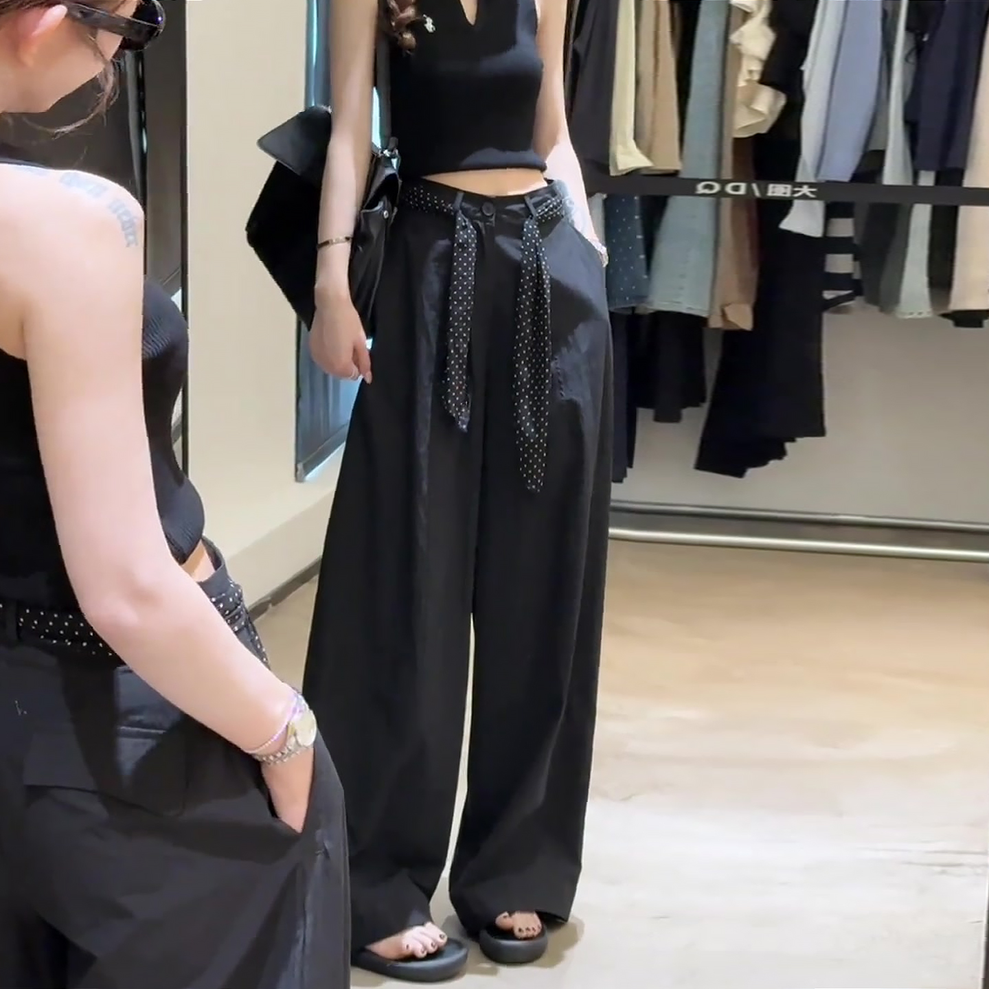 今年流行的黑色显瘦百搭西装裤女2025夏季新款直筒宽松阔腿拖地裤
