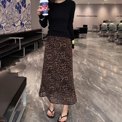 复古豹纹半身裙女秋季2025流行新款高腰显瘦时髦百搭减龄a字裙子