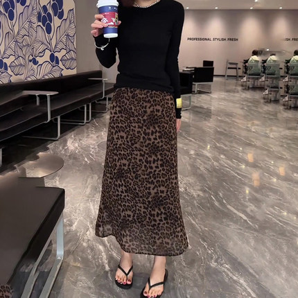 复古豹纹半身裙女2026春夏流行新款高腰显瘦时髦百搭减龄a字裙子