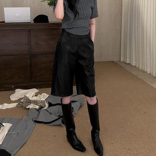 高级感黑色五分皮裤女秋季2026新款大码胖mm高腰显瘦直筒阔腿中裤