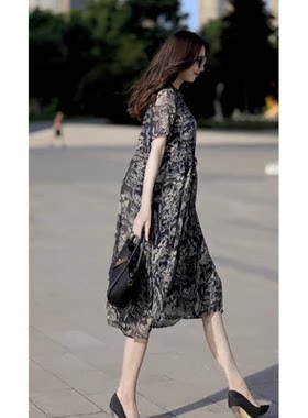 短袖时尚洋气连衣裙女减龄显瘦