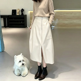 白色前开叉拉链拼接PU皮裙女2026早秋新款显瘦花苞裙百搭半身裙子