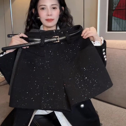 高级感黑色细闪毛呢短裤女2025秋季流行新款高腰显瘦宽松时髦短裤