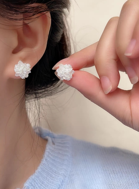 温柔气质白色茶系花朵耳钉女甜美清新耳环小众设计感高级耳饰耳钉
