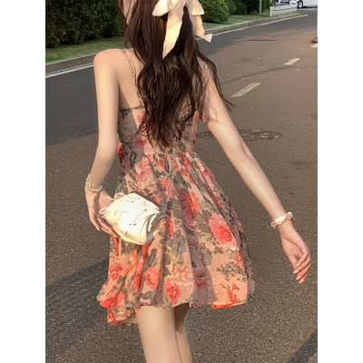碎花高腰气质吊带无袖连衣裙露背v领短裙子蓬蓬女公主