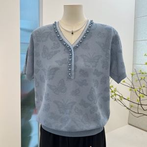 母亲节夏季薄款妈妈装t恤V领宽松
