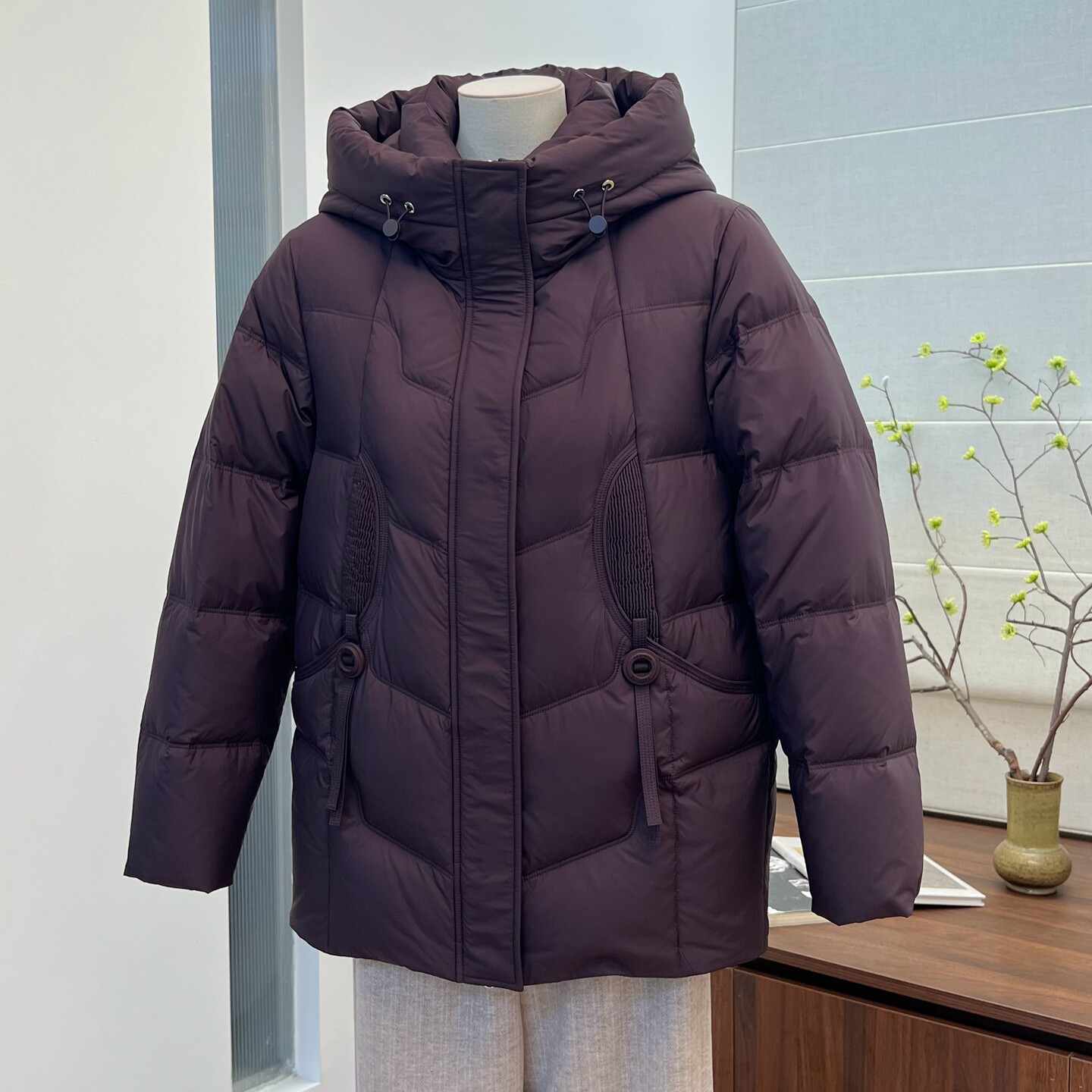 中老年羽绒服女短款连帽妈妈外套