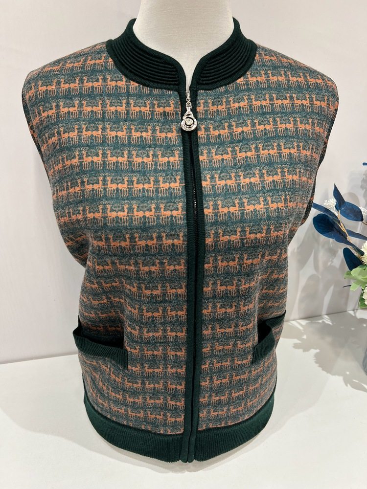 冬季大码加绒加厚妈妈装外套毛衣仿羊羔毛拉链针织羊毛衫中老年女