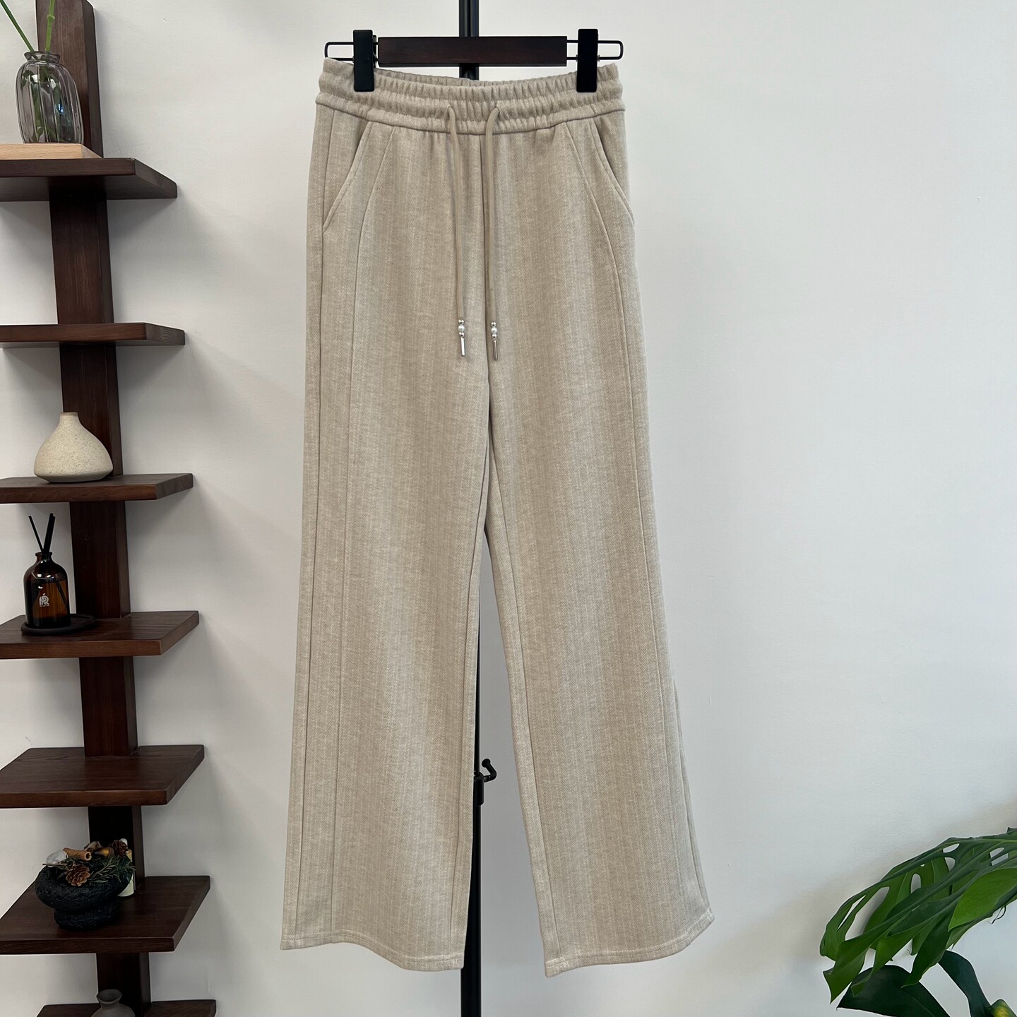 秋冬新款直筒裤长裤女春秋弹力纯色宽松妈妈装裤高腰中年女厚裤子