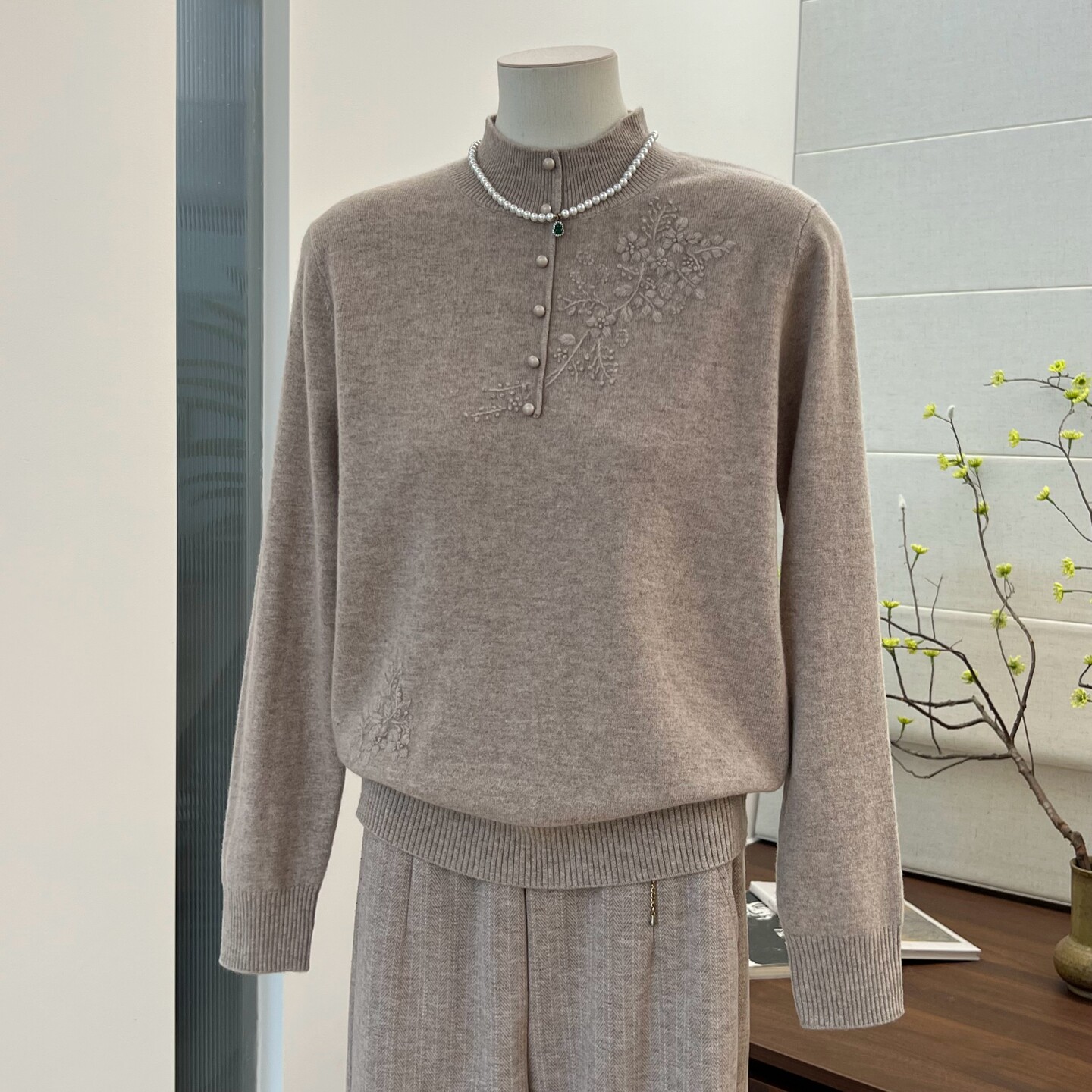 100纯羊毛妈妈装半高领毛衣秋冬