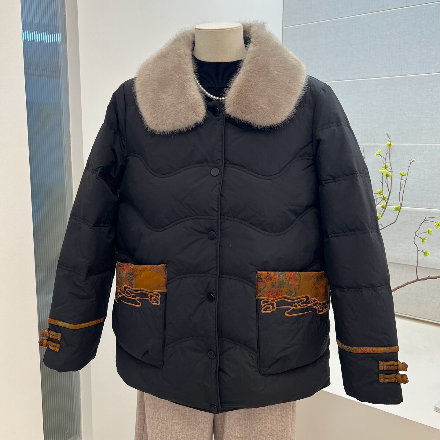 冬季保暖妈妈装羽绒服厚款外套