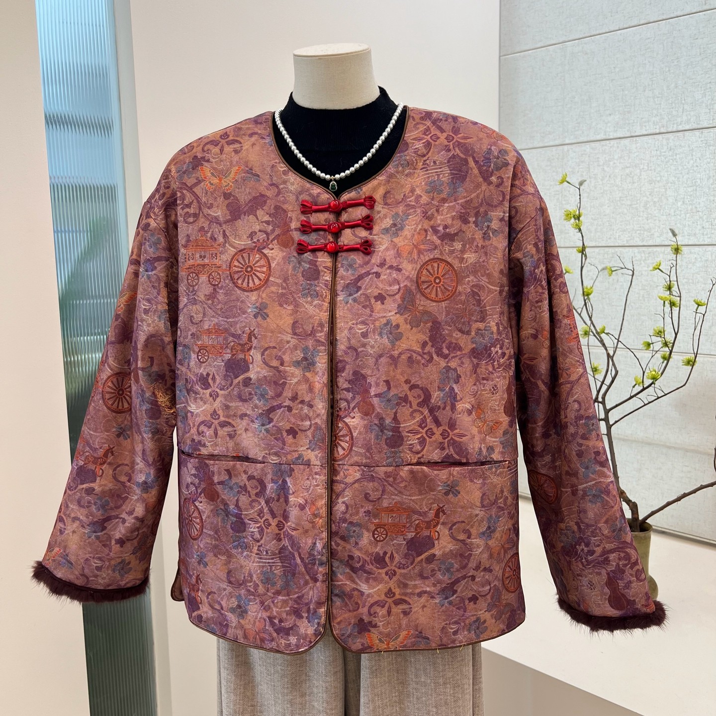 高贵冬季奶奶装加绒加厚圆领棉服