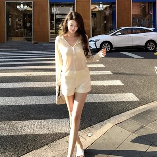 不费力天花板Wcouture 纯欲微透 新澳精纺羊毛oversize针织卫衣