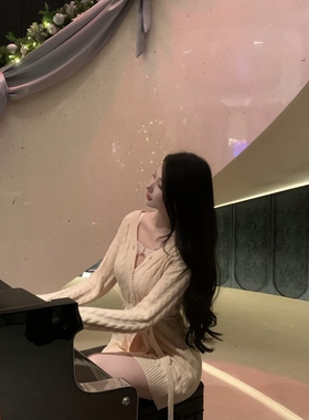 蜜桃派Wcouture原创新品 百搭纯欲感微宽松麻花针织开衫连衣短裙