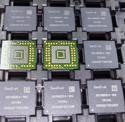 SDIN7DE2-8G全新字库EMMC芯片8G 4.5版本BGA153球直拍