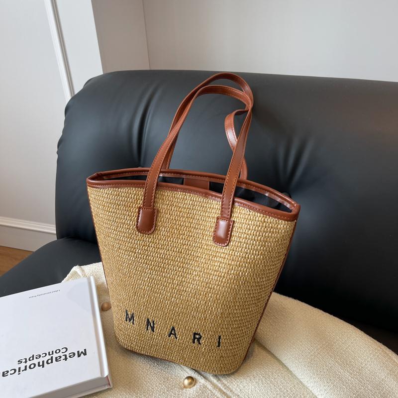 大容量草编包包女2025秋冬新款时尚编织单肩腋下包海边渡假水桶包