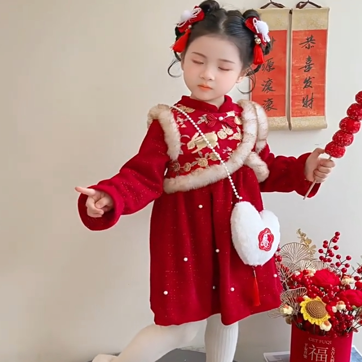 秋冬季加绒红色中国风拜年服