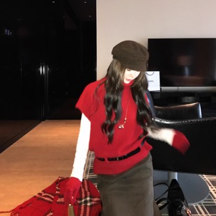 红莓年诞 红色氛围感羊毛高领斗篷马甲毛衣慵懒风显瘦针织带腰带