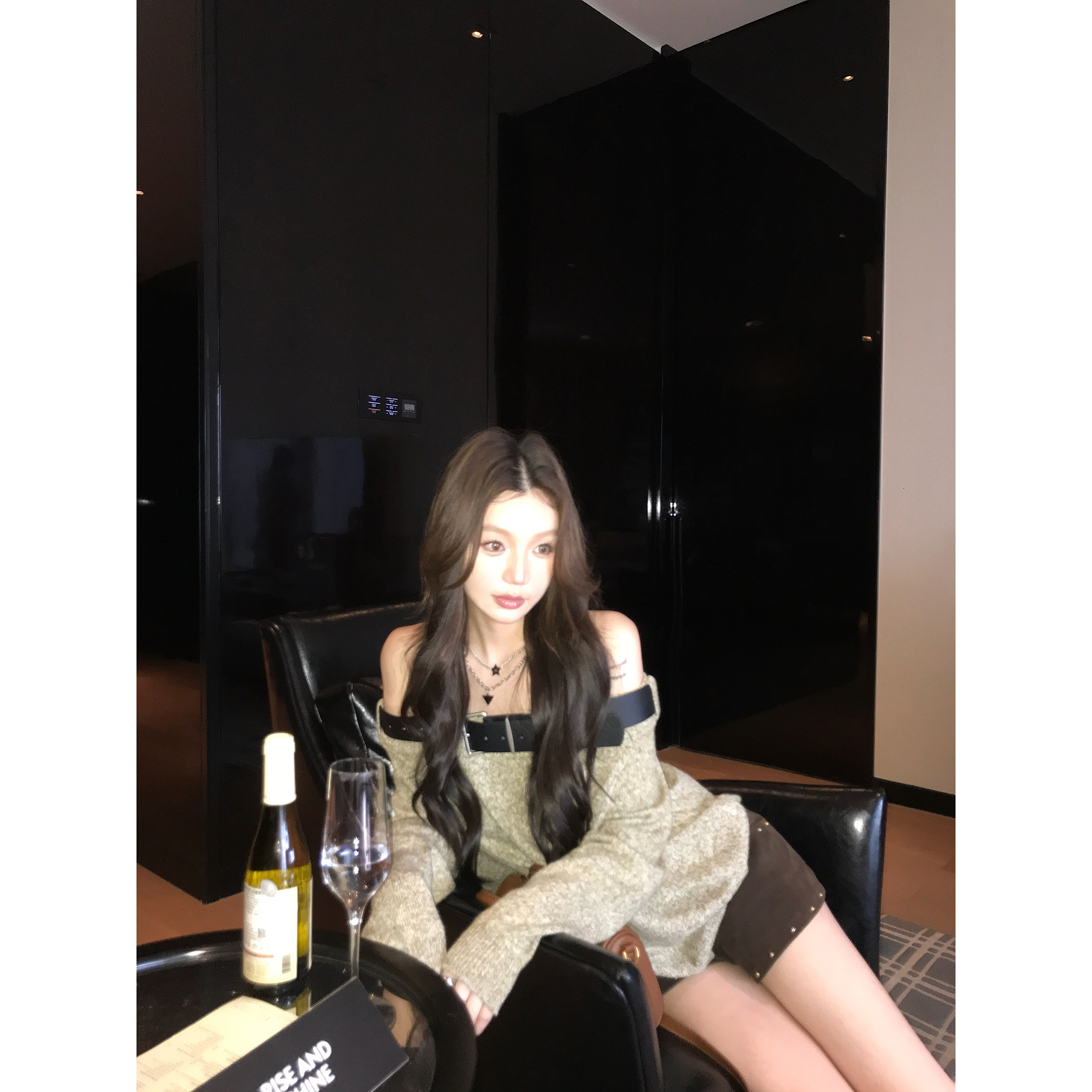 复古休闲一字肩绿色毛衣宽松女秋