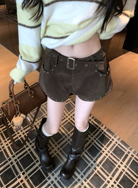 热辣铆钉 麂皮绒面短裤女早秋设计感低腰百搭洋气辣妹裤子搭毛衣