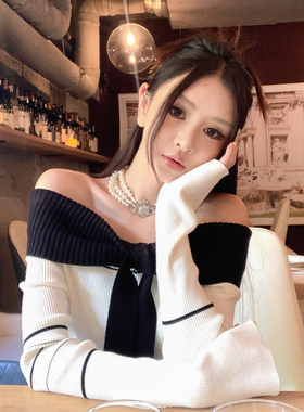 新年白色条纹高级感一字肩针织衫秋2025蝴蝶结撞色毛衣设计感上衣