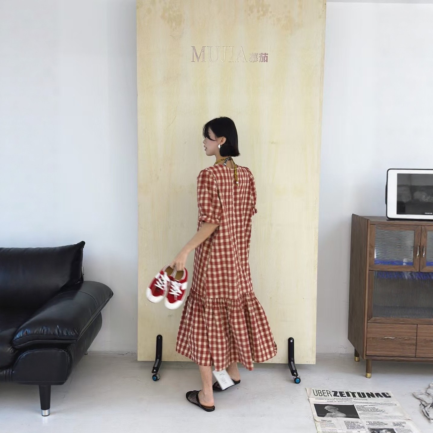2025新韩版ins风时尚百搭格子连衣裙女宽松显瘦休闲泡泡短袖长裙