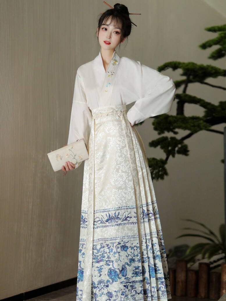 [블루 앤 화이트] 오리지널 정통 명나라 제작 HANFU 여성 봄 가을 비행기 소매와 칼라 자수 민족 스타일 일일 말 얼굴 스커트