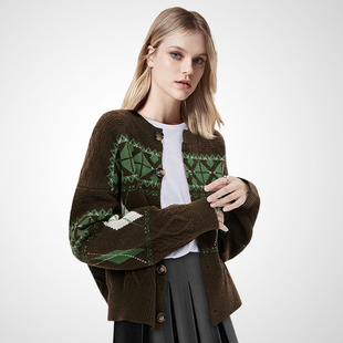 兰卡时尚法式撞色单排扣毛衣女2026年春季新款宽松慵懒风针织开衫