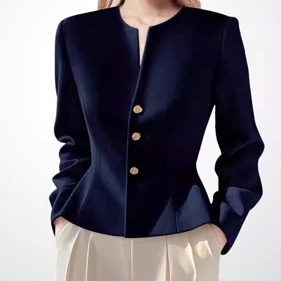 兰卡时尚设计感独特超好看小西装2025年秋冬圆领气质减龄短款外套