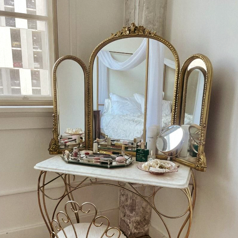法式网红折叠三面镜化妆镜复古壁挂卧室欧式浴室镜梳妆桌面三折镜
