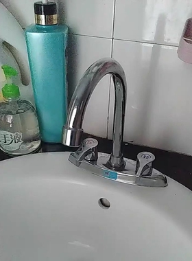 面盆厨房双控洗手盆洗脸盆双孔水龙头水槽浴室龙头冷热双把三孔