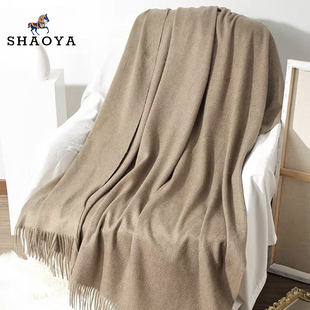 意大利轻奢纯山羊绒披肩女秋冬季重磅大尺寸加厚盖毯纯色围巾披风