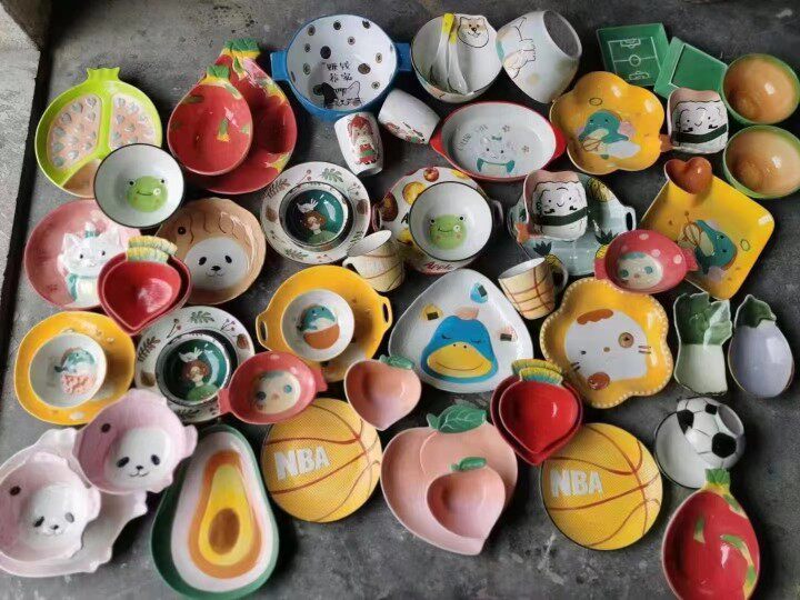 外贸陶瓷儿童餐具卡通精品动物盘子彩绘七彩杂货混装随机餐具库存