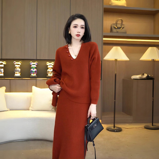 秋冬加厚针织围巾两件套女士宽松设计感纯色显瘦毛衣 半身裙套装