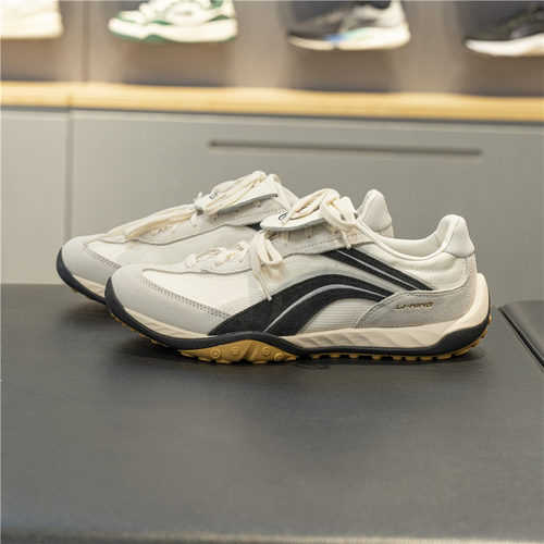 李宁心流丨减震回弹板鞋男女同款