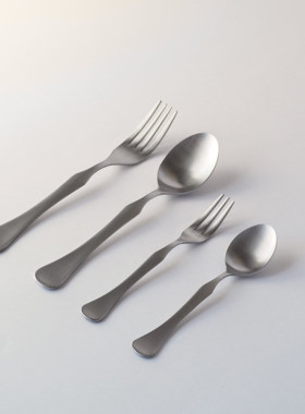 MY家 - 日本制 高桑金属 简约哑光不锈钢餐具 正餐/甜品刀叉勺
