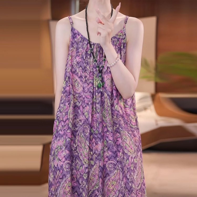 原版海边度假风碎花高档吊带连衣裙大码遮肉宽松轻薄透气过膝长裙