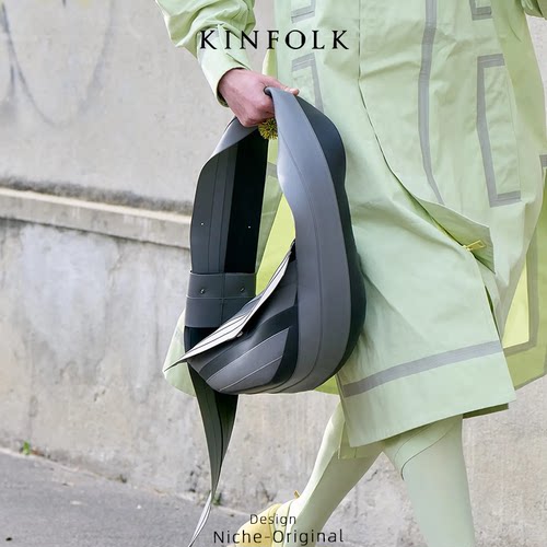 情侣款大容量健身超宽肩带腋下包