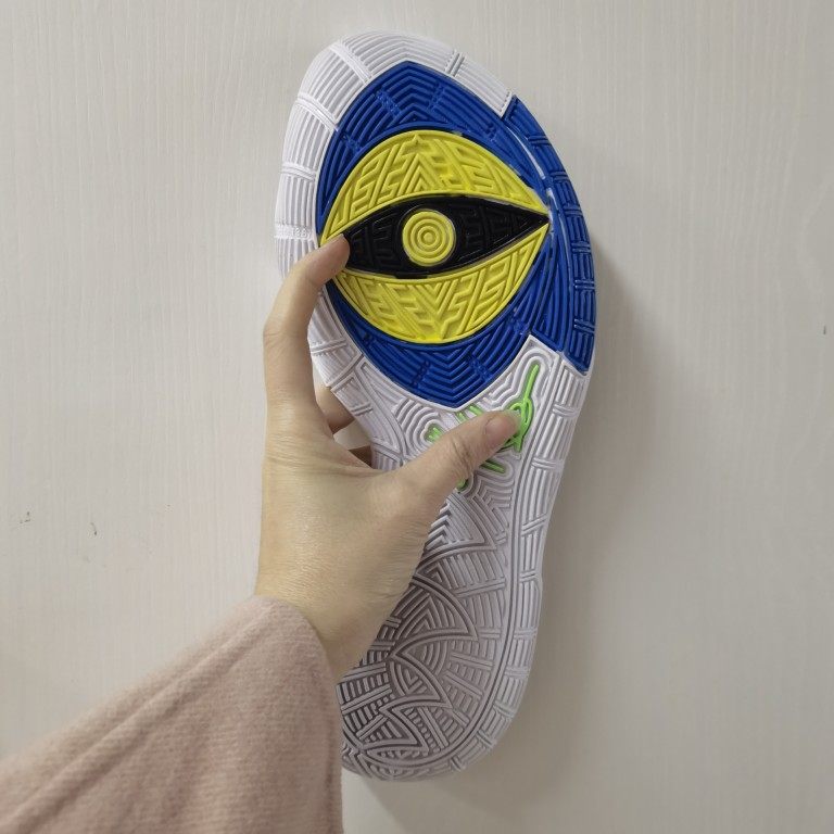 欧文6 球鞋实战鞋底加厚底片球鞋修复维修防滑贴手工更换磨损底片